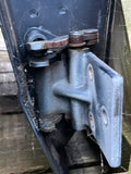Daimler Jaguar XJ40 Right side door lower Hinge set (front or rear)