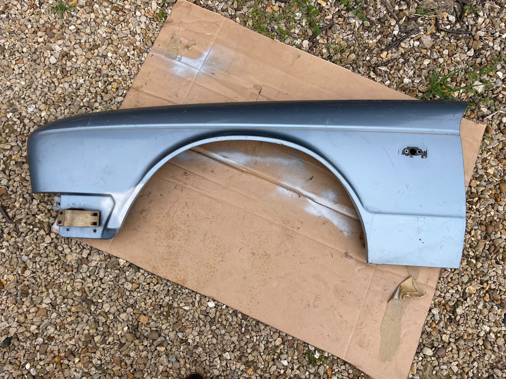 Jaguar XJ40 86-90 Models Fender Wing Left side – Black Cherry Jaguar