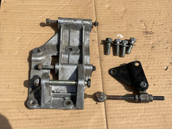 Jaguar XJ40 XJ81 X305 XJS 6.0 V12 Alternator Mount & Tensioner