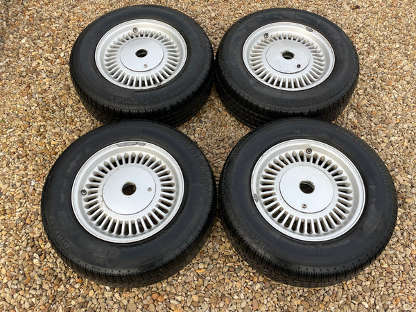 Daimler Double Six JAGUAR XJ81 XJ40 6.0 V12 15” Radial alloy wheels set x4 CCC3524