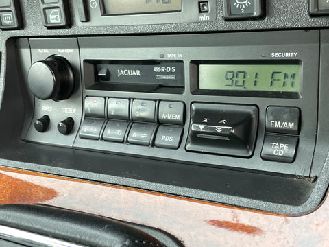 Daimler Jaguar xj6 XJ40 93-94 Stereo Radio Cassette Player Alpine DBC11304 AJ9200R
