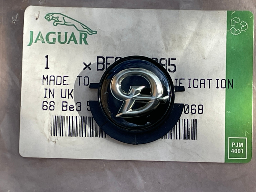 85mm Black & Silver Jaguar Growler Grille Emblem – Fits XE XF F-TYPE F-PACE