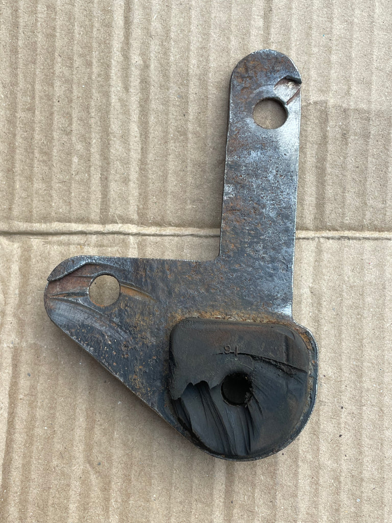 Jaguar X300 XJ6 Genuine Left Side rear exhaust back box hanger mount b