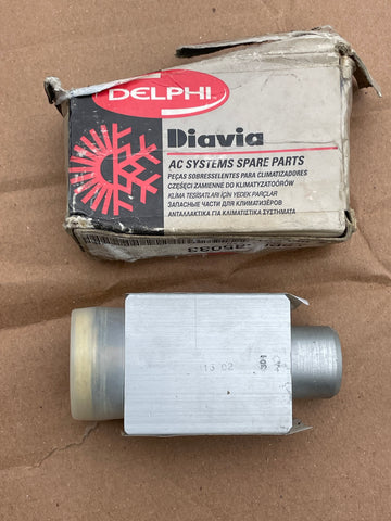 NOS NEW OEM Daimler Jaguar X40 3.2/4.0 86-92 Air Conditioning Expansion valve