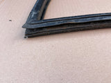 Jaguar XJS Pre facelift Rear screen rubber seal