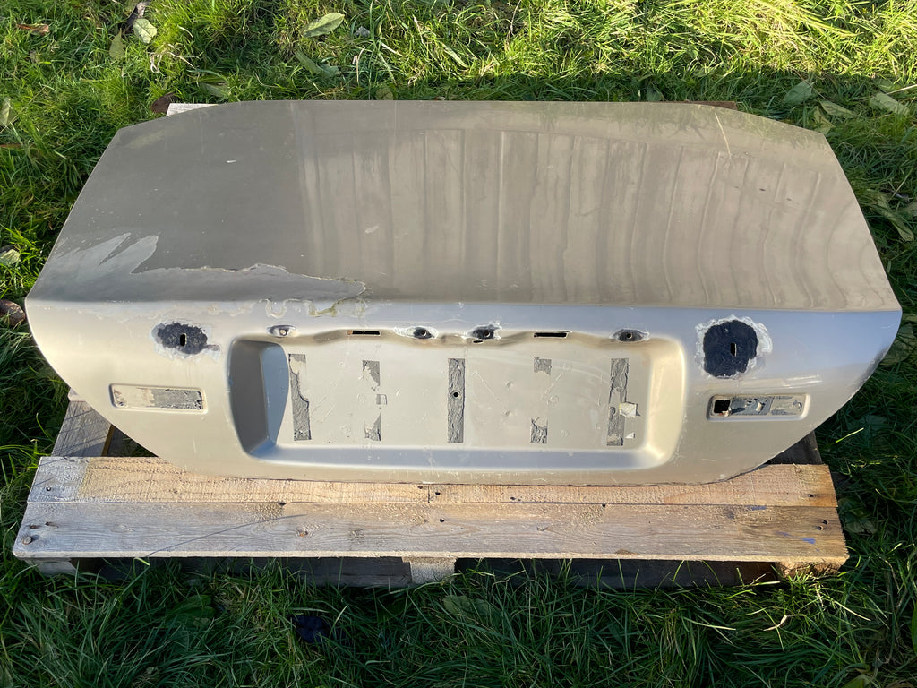 Jaguar X300 X308 Boot trunk lid Topaz Gold SEC – Black Cherry Jaguar