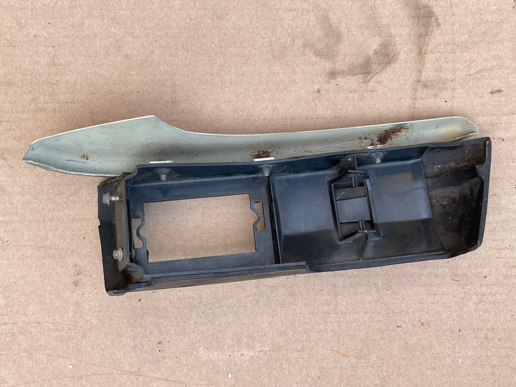 Jaguar XJ40 Right side front bumper side section with Chrome top
