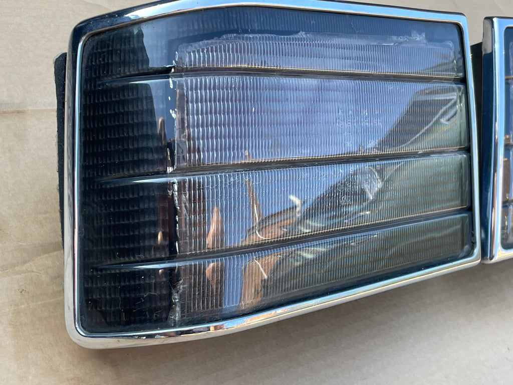 YOUSTAR Pair Of Chrome Rear Tail Light Surrounds For Jaguar S-Type (2004-2008 Facelift)