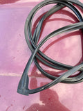 Jaguar XJ40 88-93 front screen rubber outer finisher seal