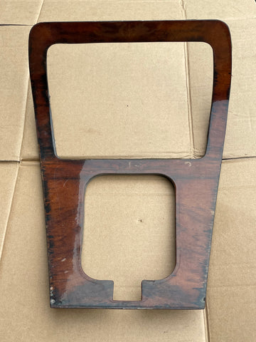 Daimler Jaguar XJ40 Walnut Ski slope centre console veneer