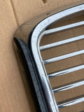 Daimler JAGUAR XJ40 Fluted Front Radiator Grill VGC