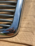 Daimler JAGUAR X300 X305 VDP Fluted Front Radiator Grill