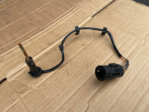 Daimler Jaguar XJ40 low coolant level sensor 90-94MY DBC5546