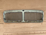 Daimler JAGUAR XJ40 Fluted Front Radiator Grill VGC