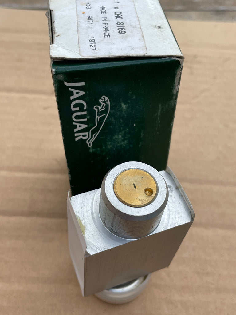 NOS NEW Genuine Daimler Jaguar X40 3.2/4.0 86-92 Air Conditioning 