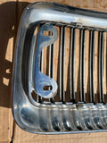 Daimler JAGUAR X300 X305 VDP Fluted Front Radiator Grill