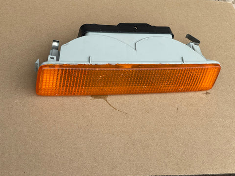 Daimler Jaguar X300 XJ6 Front Indicator repeater turn signal LNA4800AB Right SIDE