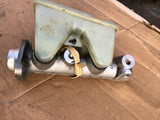 Jaguar XJ40 86-89 3.6/2.9 Models Brake Master Cylinder & Reservoir JLM805