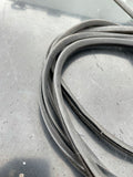 Daimler Jaguar XJ40 front or rear screen rubber inner seal Mastic dam retention BEC25457