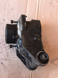 Daimler Jaguar XJ40 3.2 4.0 6.0 rear Left side Hub CCC3985 C