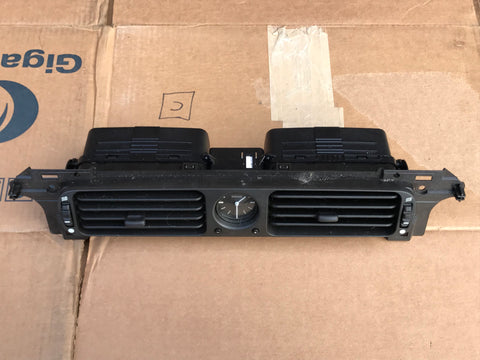 Jaguar X308 XJ8 Dash Heating Climate Control Vent Ventilation With Clock