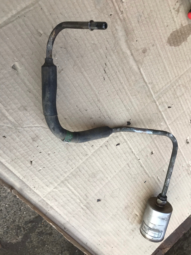 95-97 Jaguar XJ6 X300 4.0L Fuel Gas Gasoline Feed Pipe Line Hose NNA6053GC OEM