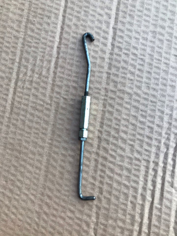 Jaguar XJ40 86-89 front latch to handle connecting Rod