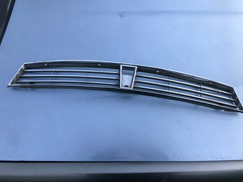 Jaguar XJS pre facelift Front Radiator Grill