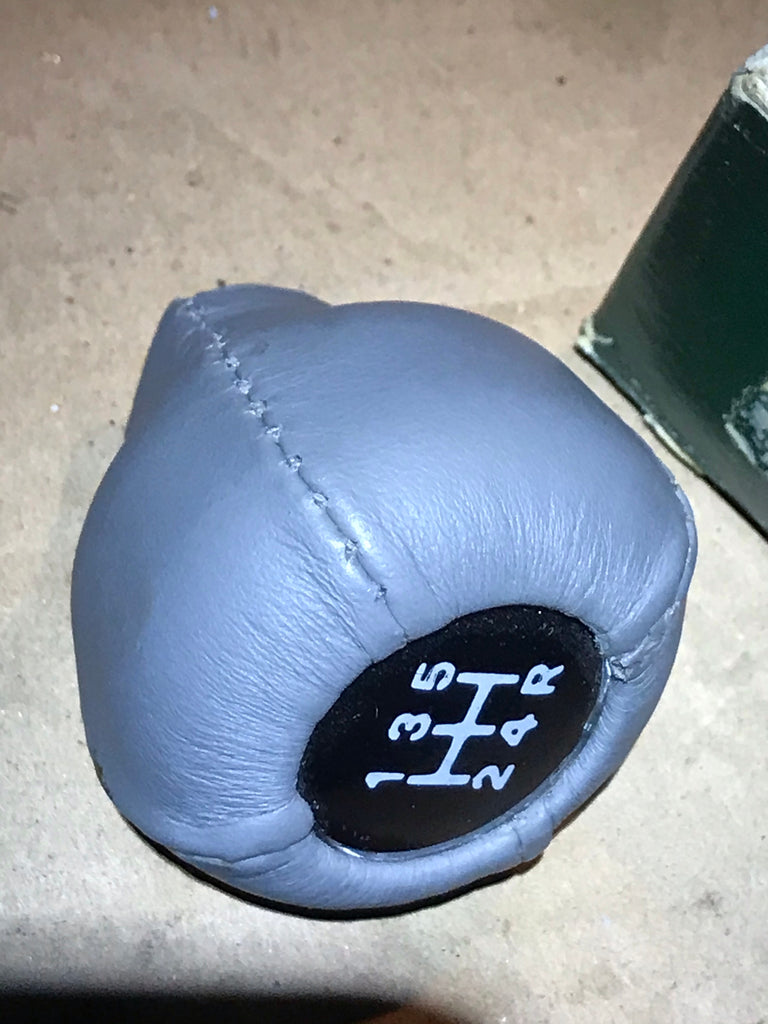 NEW NOS Jaguar XJS XJ40 X300 5 Speed manual gear knob Getrag 290