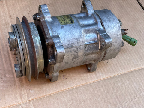Jaguar XJ40 Sanden SD-709 air conditioning compressor 91-92 models