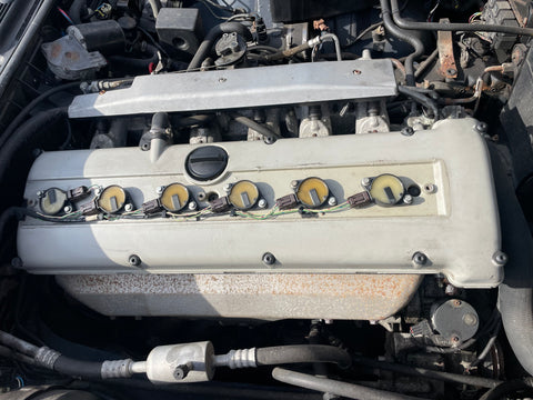 Daimler Jaguar X300 XJS AJ16 3.2 4.0 Cam Cover