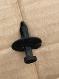 Daimler Jaguar X308 xj8 X350 S-Type XK8 X300 XJ6 Front Inner Wheel Arch Liner trim clip fixing rivet
