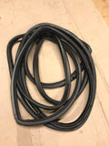 Daimler Jaguar XJ40 Left rear door aperture rubber seal