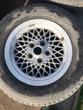 Daimler JAGUAR series 1,2,3 XJS XJ40 15” Lattice Cross Spoke alloy wheels x5 15x6.5J 5x120.65 pcd CBC2469
