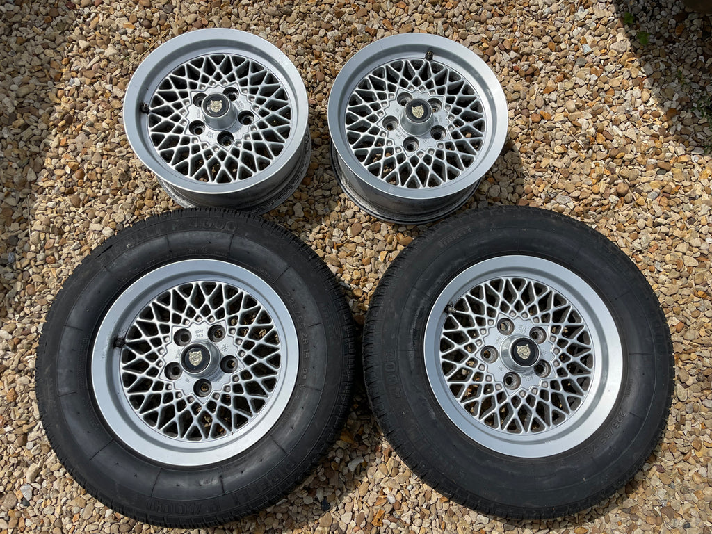 Daimler JAGUAR Series 1 2 3 XJS XJ40 15 Lattice Cross Spoke Alloy Whe Daimler JAGUAR Series 1 2 3 XJS XJ40 15 Lattice Cross Spoke Alloy Whe