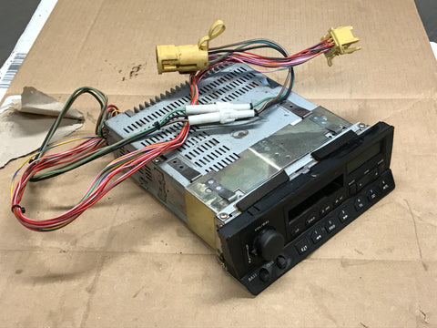Daimler Jaguar XJ40 86-90 Stereo Radio Cassette Player Clarion DBC3233