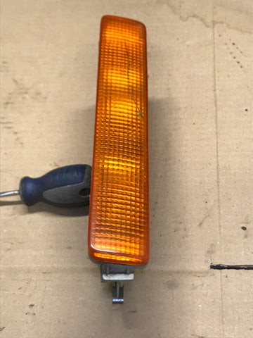 Jaguar Daimler X300 Front Indicator repeater turn signal LNA4800AB RH SIDE