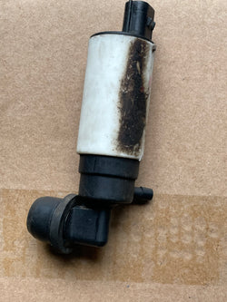 Jaguar X300 XK8 wind screen Washer pump LNA7031BA