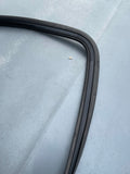 Jaguar XJ40 1994 model year front wind screen rubber outer finisher seal BEC14011