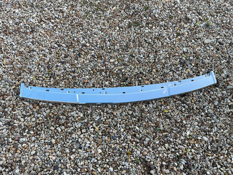 Jaguar XJ40 front bumper chrome centre (without headlamp washers)