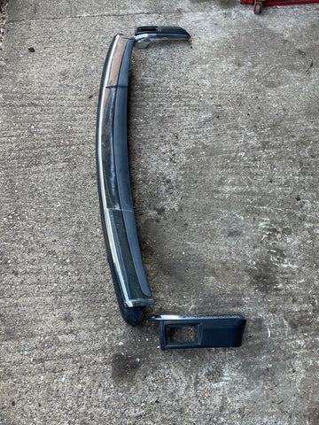 Jaguar XJ40 XJ6 front bumper without Headlamp washers 86-92 models (battery under the bonnet)
