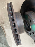 Daimler Jaguar XJ12 Double six XJ40 XJ81 X300 X305 Front Brake Calipers Discs & pads Set 93-97