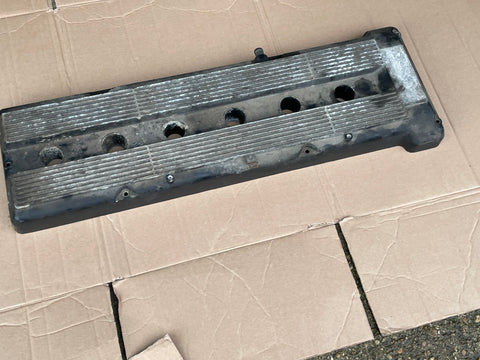 Daimler Jaguar XJ40 AJ6 3.2 4.0 3.6 Cylinder head Cam Cover 86-93