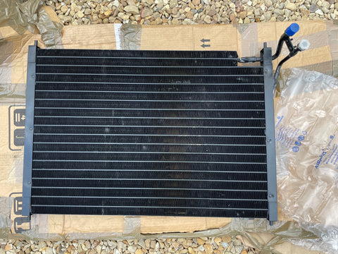 NEW NOS Daimler Jaguar XJ40 XJ6 86-92 Air Conditioning Condenser