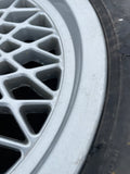 Daimler JAGUAR series 1,2,3 XJS XJ40 15” Lattice Cross Spoke alloy wheel x1 15x6.5J 5x120.65 pcd CBC2469 with Pirelli tyre