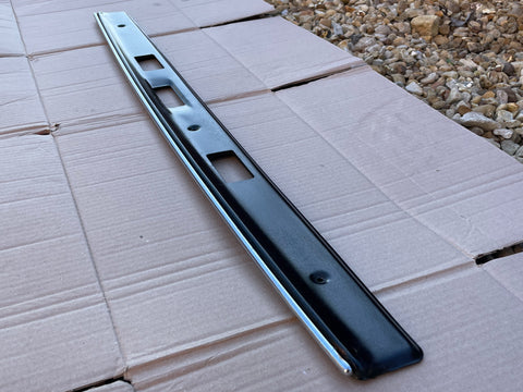 Daimler Jaguar XJ40 Sovereign Tactile trim panel