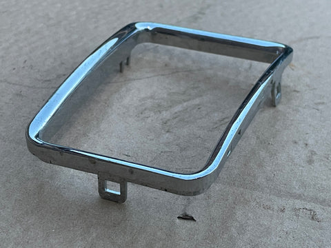 Jaguar Daimler XJ40 X300 Chrome J Gate Retainer Trim Fixing- 2 Good Clips