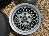 Daimler JAGUAR series 1,2,3 XJS XJ40 15” Lattice Cross Spoke alloy wheels x4 15x6.5J 5x120.65 pcd CBC2469