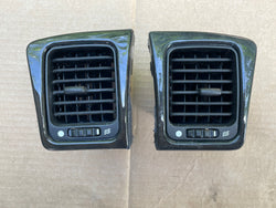 Jaguar X300 Dash Board side Vents left & right Undamaged