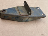Daimler Jaguar XJ40 Front Bumper Mounting Bracket left 86-92MY